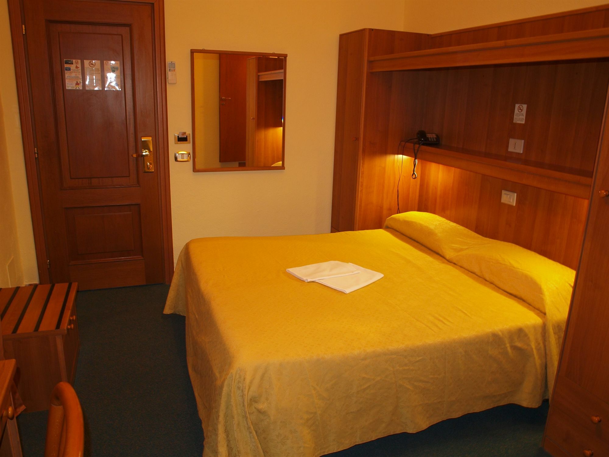 Hotel Trastevere Ρώμη Εξωτερικό φωτογραφία